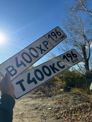 Фотография автомобиля с номером В400ХР 196