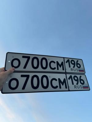 Фотография автомобиля с номером О700СМ 196