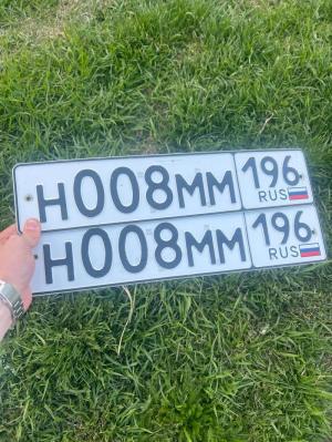 Фотография автомобиля с номером Н008ММ 196