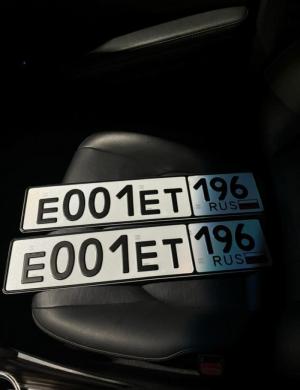 Фотография автомобиля с номером Е001ЕТ 196