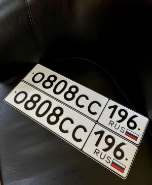 Фотография автомобиля с номером О808СС 196
