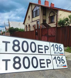 Фотография автомобиля с номером Т800ЕР 196