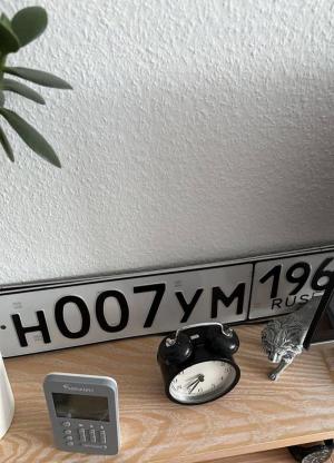 Фотография автомобиля с номером Н007УМ 196