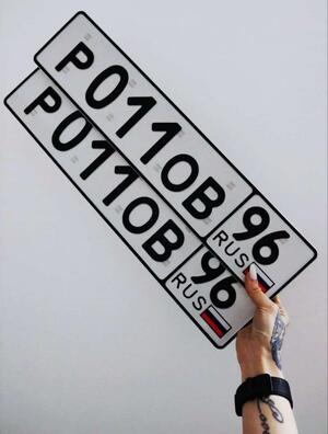 Фотография автомобиля с номером Р011ОВ 96