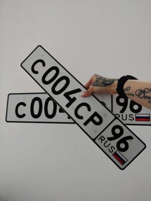 Фотография автомобиля с номером С004СР 96