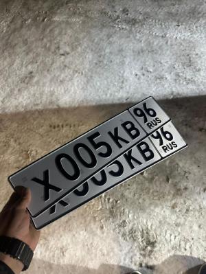 Фотография автомобиля с номером Х005КВ 96