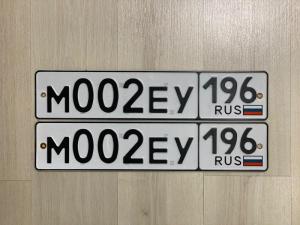 Фотография автомобиля с номером М002ЕУ 196