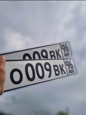 Фотография автомобиля с номером О009ВК 96