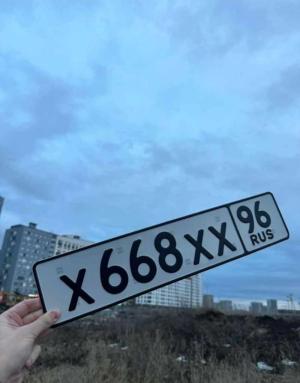 Фотография автомобиля с номером Х668ХХ 96