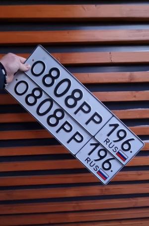 Фотография автомобиля с номером О808РР 196