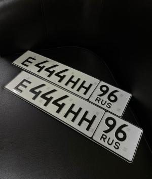 Фотография автомобиля с номером Е444НН 96