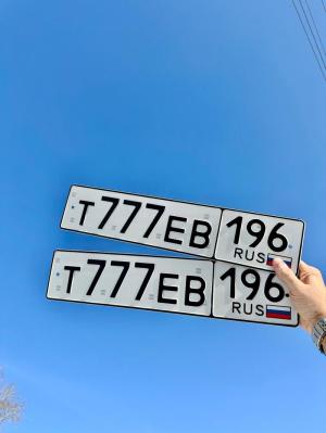 Фотография автомобиля с номером Т777ЕВ 196