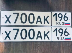 Фотография автомобиля с номером Х700АК 196