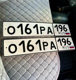 Фотография автомобиля с номером О161РА 196