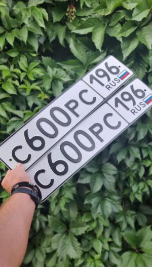 Фотография автомобиля с номером С600РС 196
