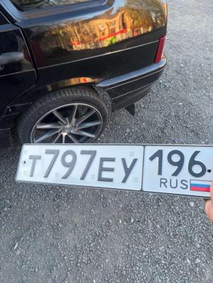 Фотография автомобиля с номером Т797ЕУ 196