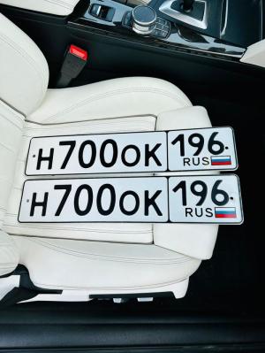 Фотография автомобиля с номером Н700ОК 196