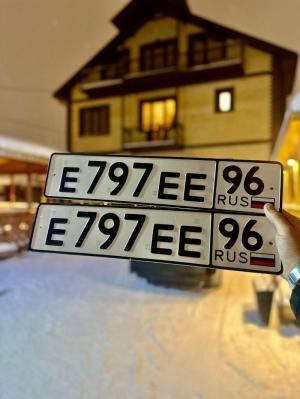 Фотография автомобиля с номером Е797ЕЕ 96