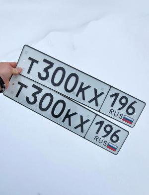 Фотография автомобиля с номером Т300КХ 196
