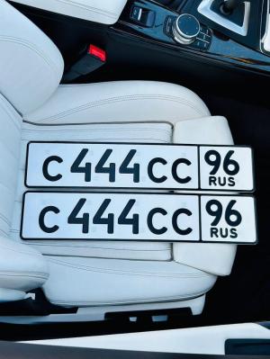 Фотография автомобиля с номером С444СС 96