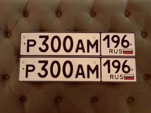 Фотография автомобиля с номером Р300АМ 196