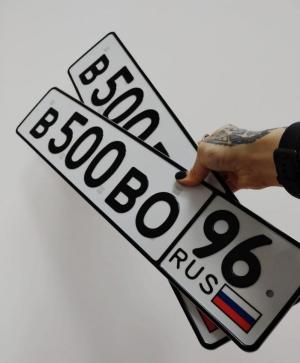 Фотография автомобиля с номером В500ВО 96